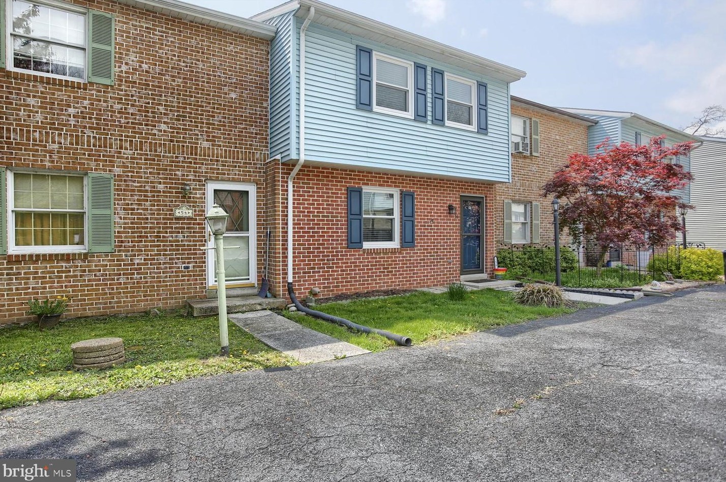 56 Ashford Dr, West Enola, PA 17025