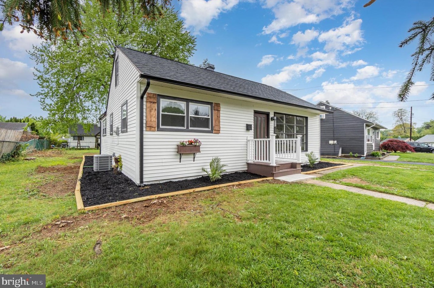 205 Cumberland Dr, Camp Hill, PA 17011