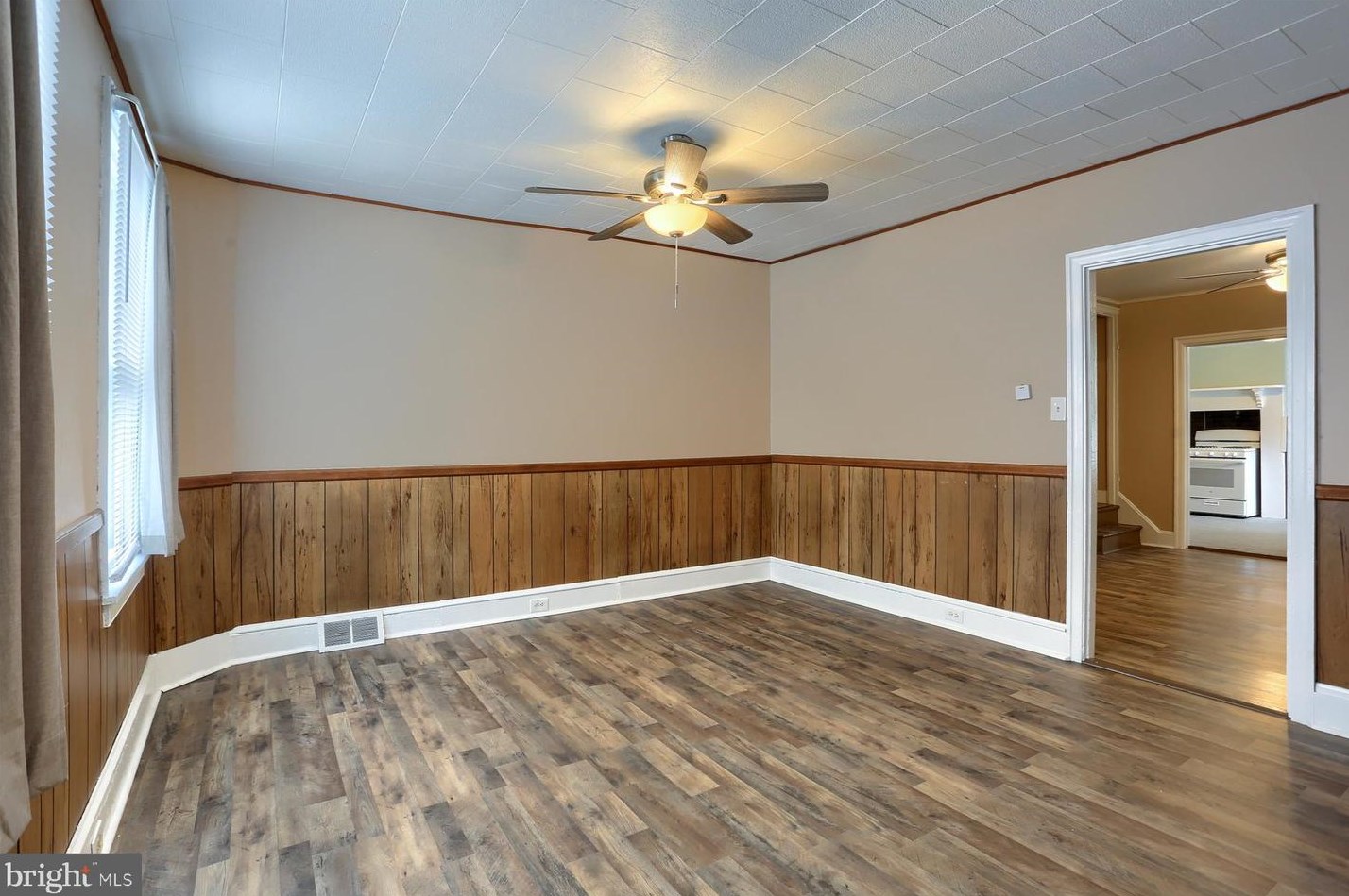 27 S Spring Garden St, Carlisle, PA 17013