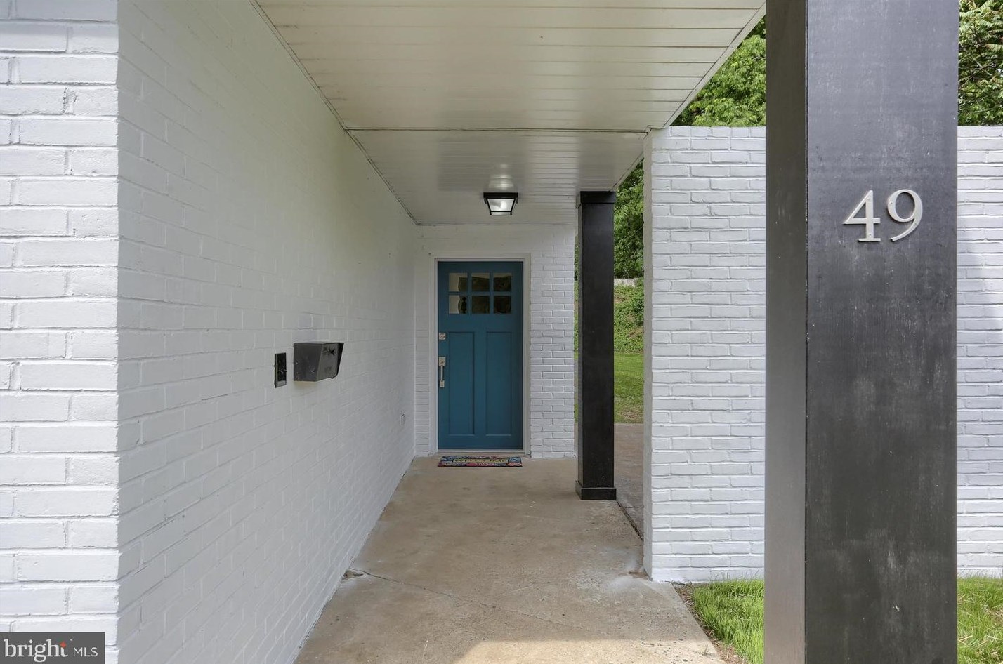 49 Campbell Pl, Camp Hill, PA 17011