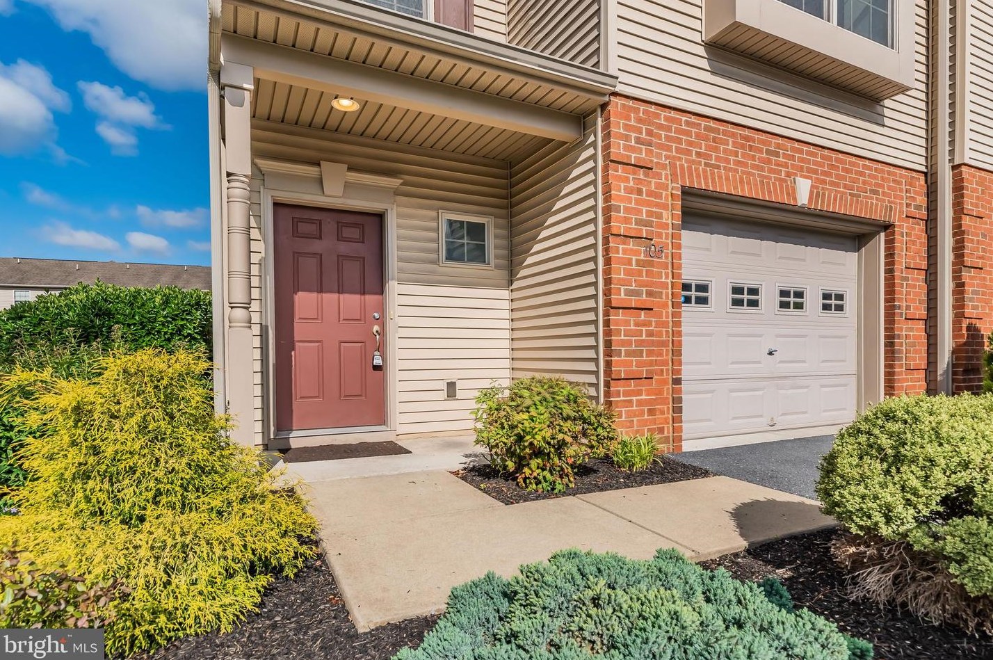 105 Stonecrest Ln, Navy Sup Dpt, PA 17050
