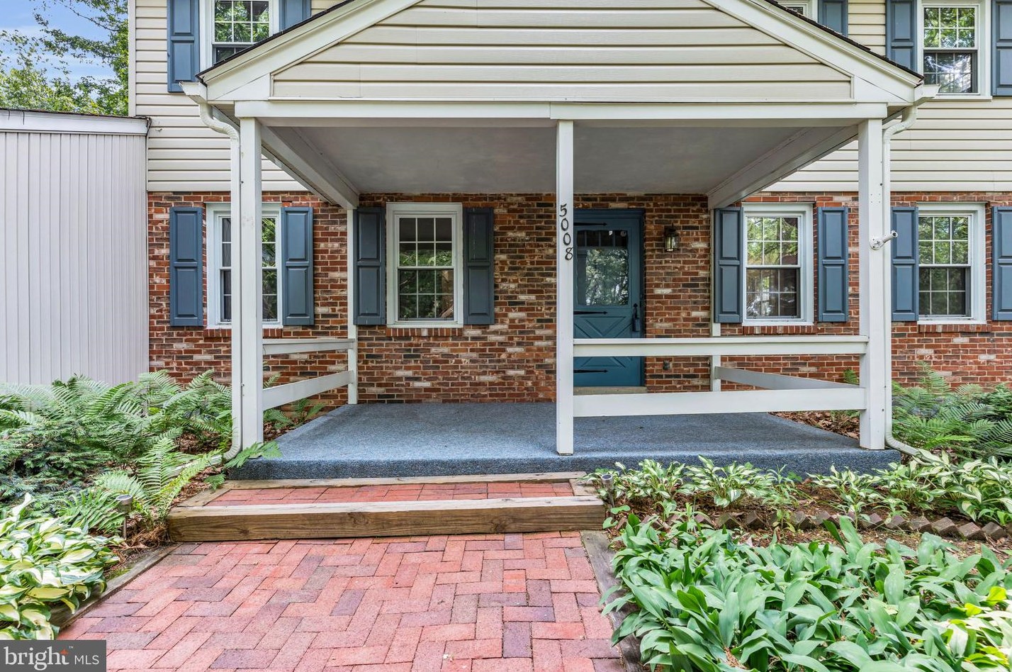 5008 Woodbox Ln, Navy Sup Dpt, PA 17055