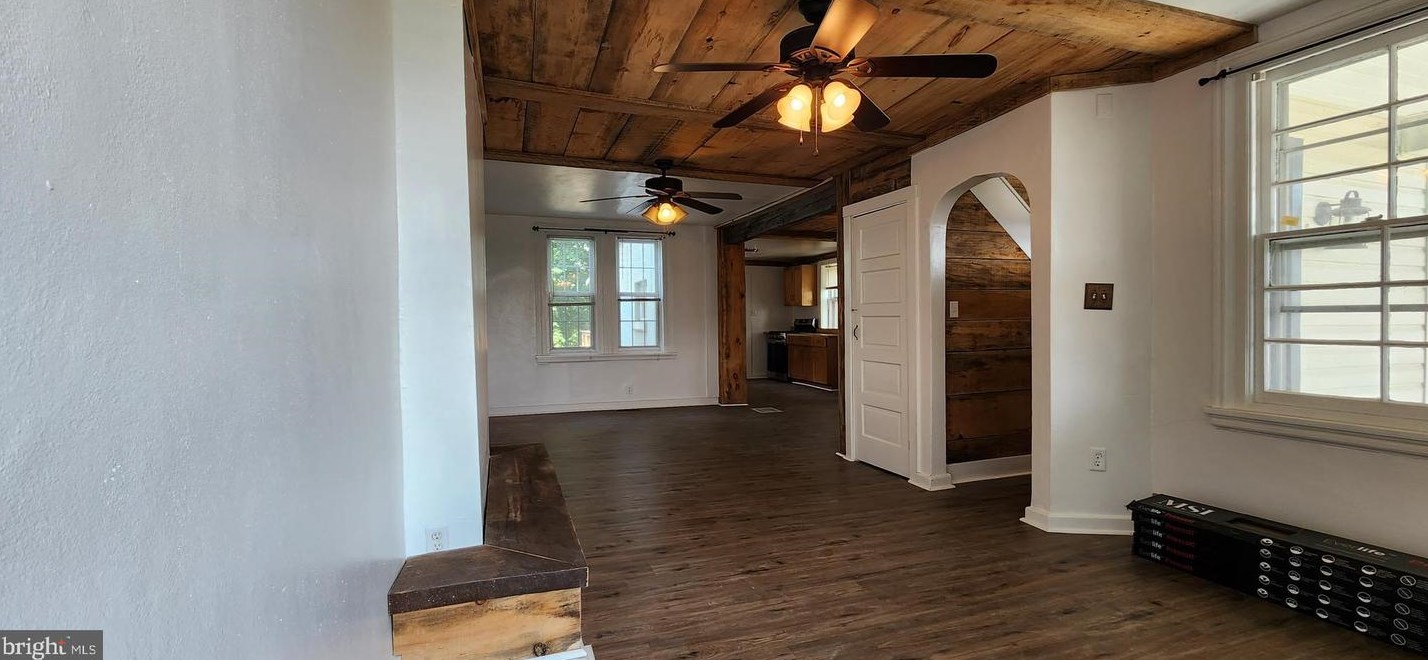 175 N Enola Rd, West Enola, PA 17025