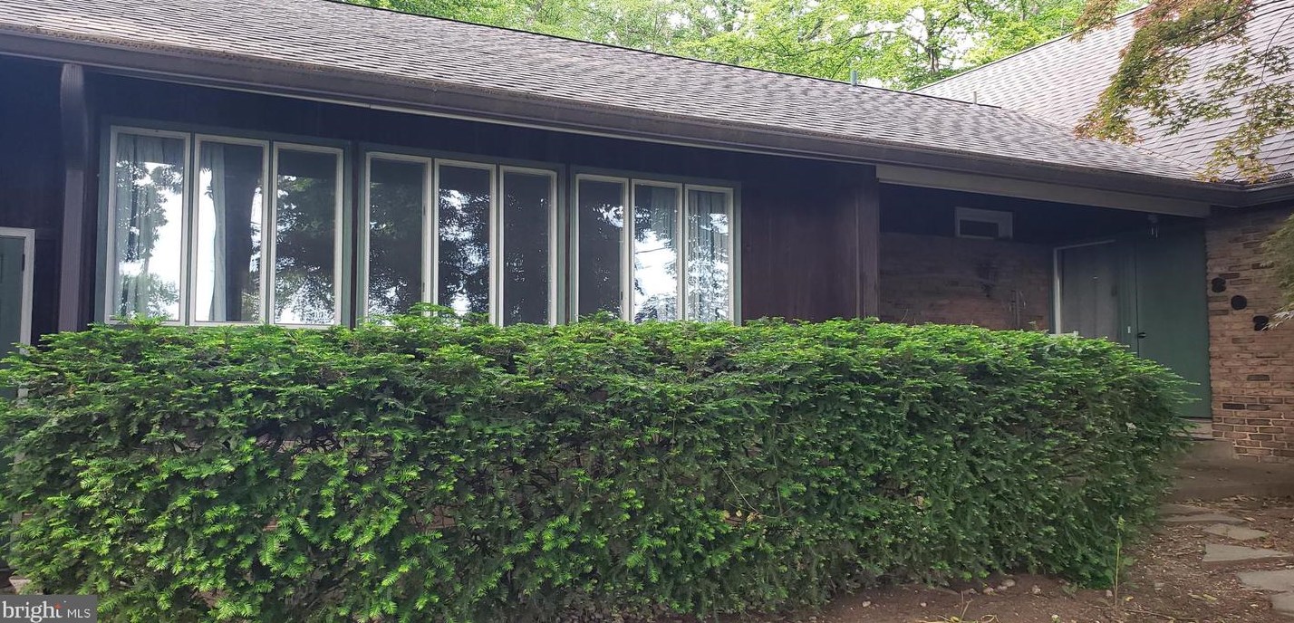 802 Flintlock Ridge Rd, Navy Sup Dpt, PA 17055