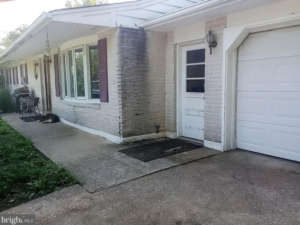 1860 Hunter Dr, Navy Sup Dpt, PA 17050