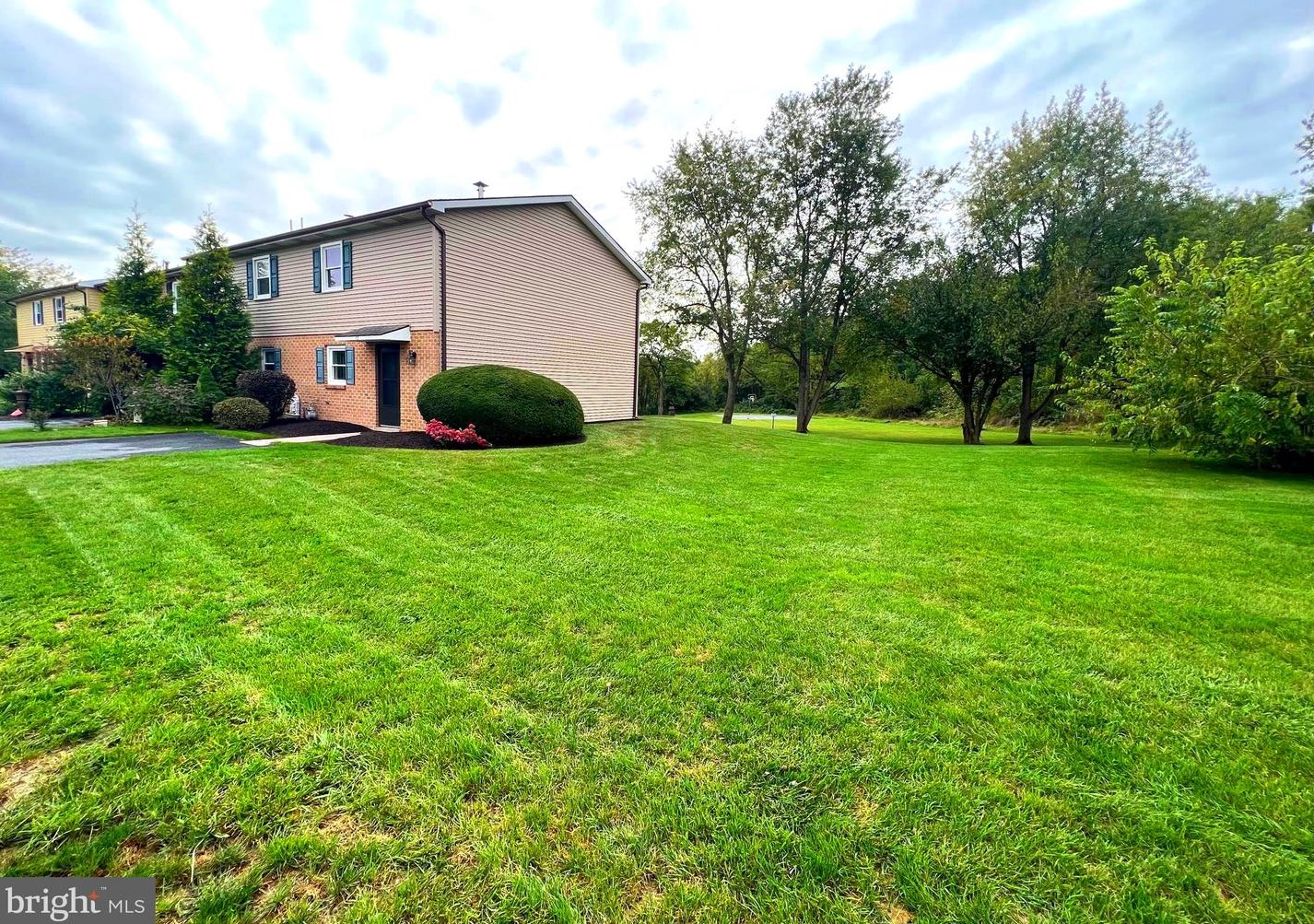 11 Dartmouth Ct, Navy Sup Dpt, PA 17055-5644