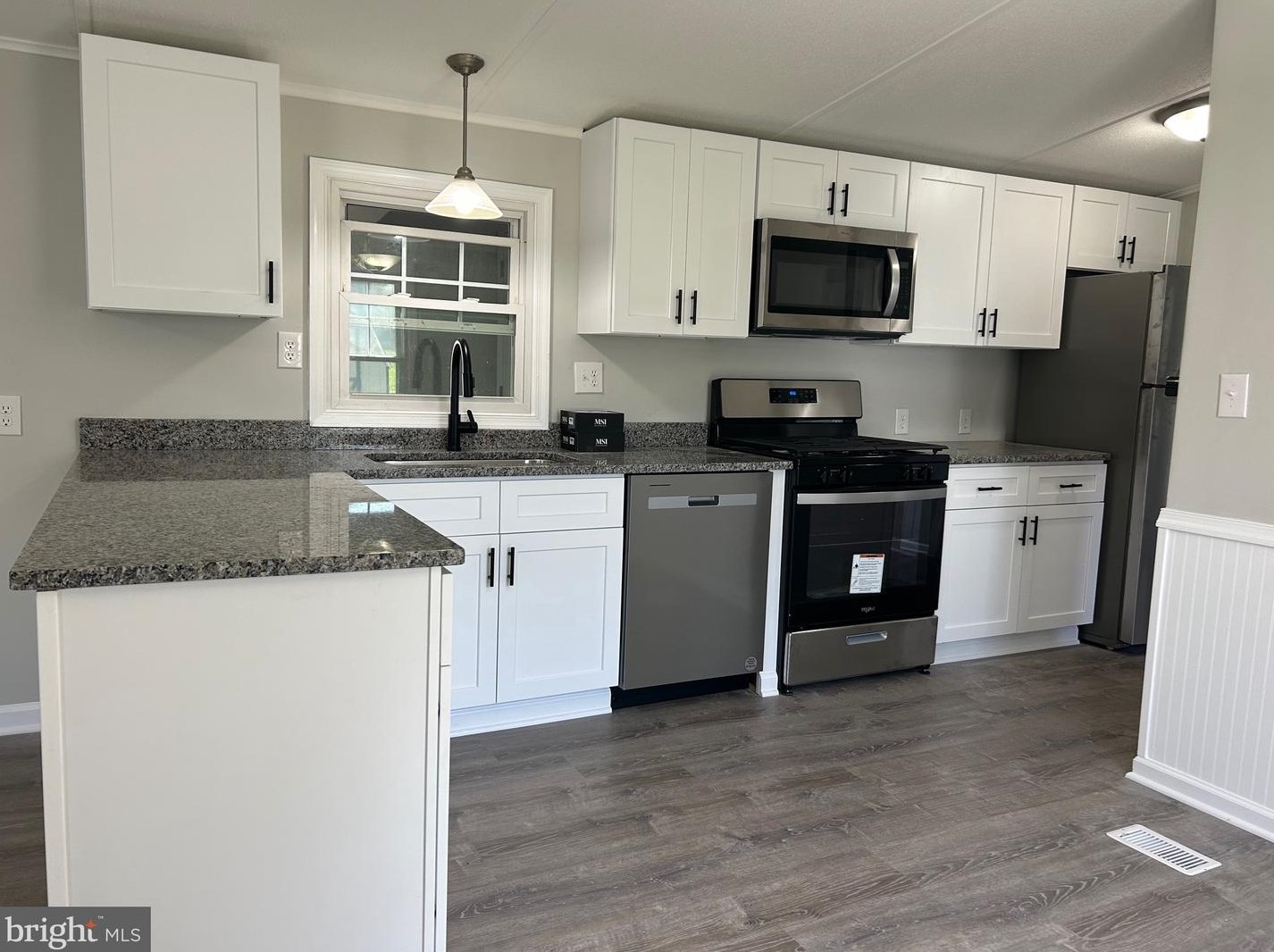 10 Cherry Ln, Carlisle, PA 17015