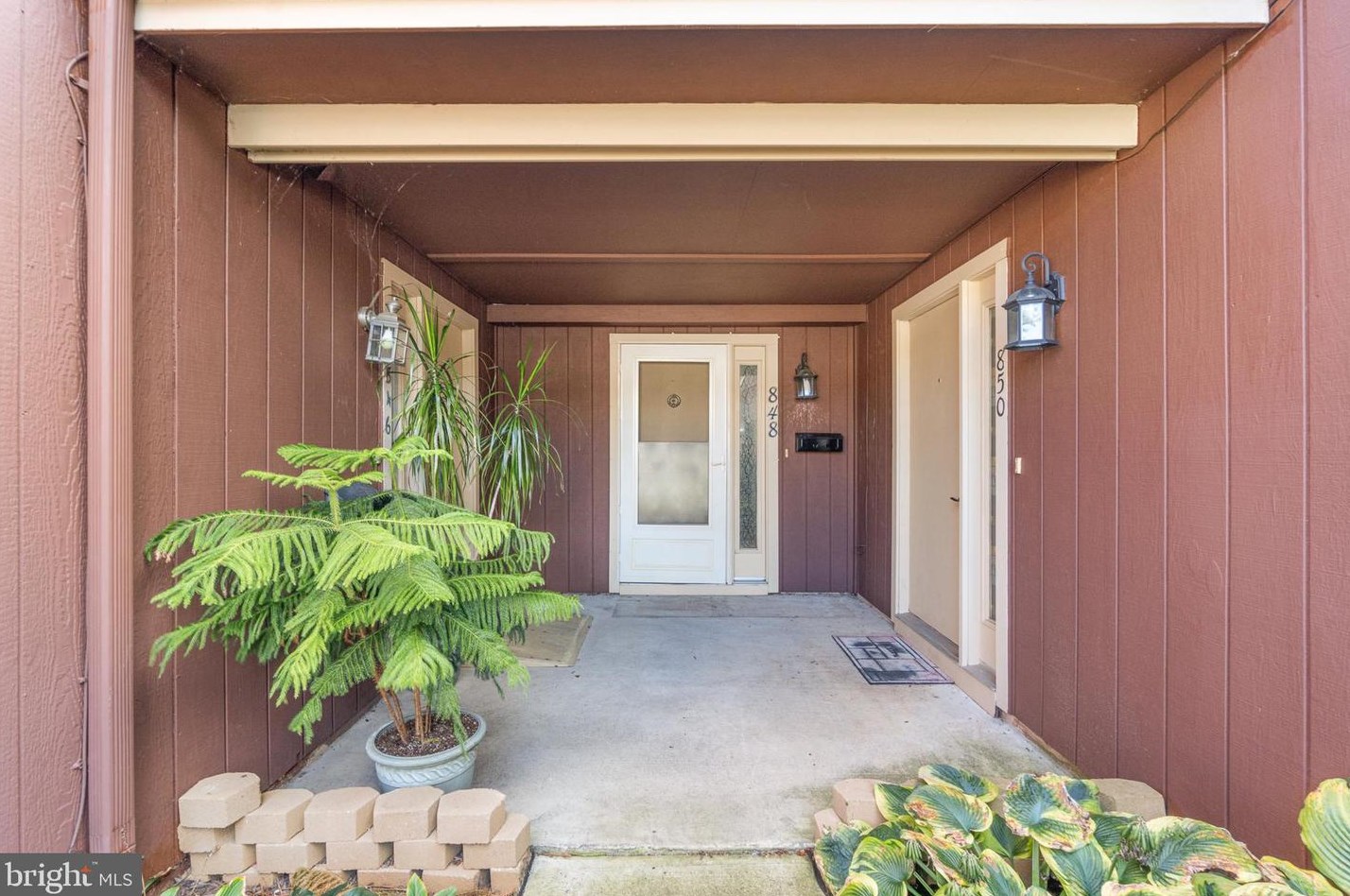 848 Melissa Ct, West Enola, PA 17025