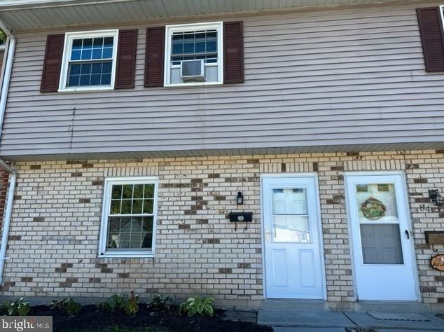 82 Queen Ave, West Enola, PA 17025