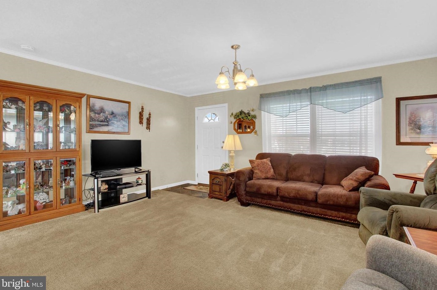 102 Oriole Dr, Carlisle, PA 17013