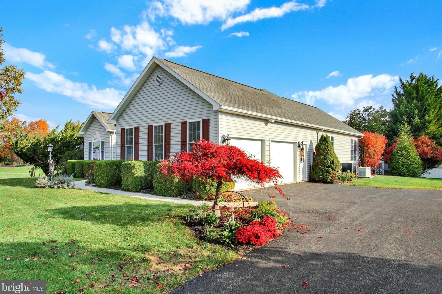 123 Stonehouse Rd, Carlisle, PA 17015