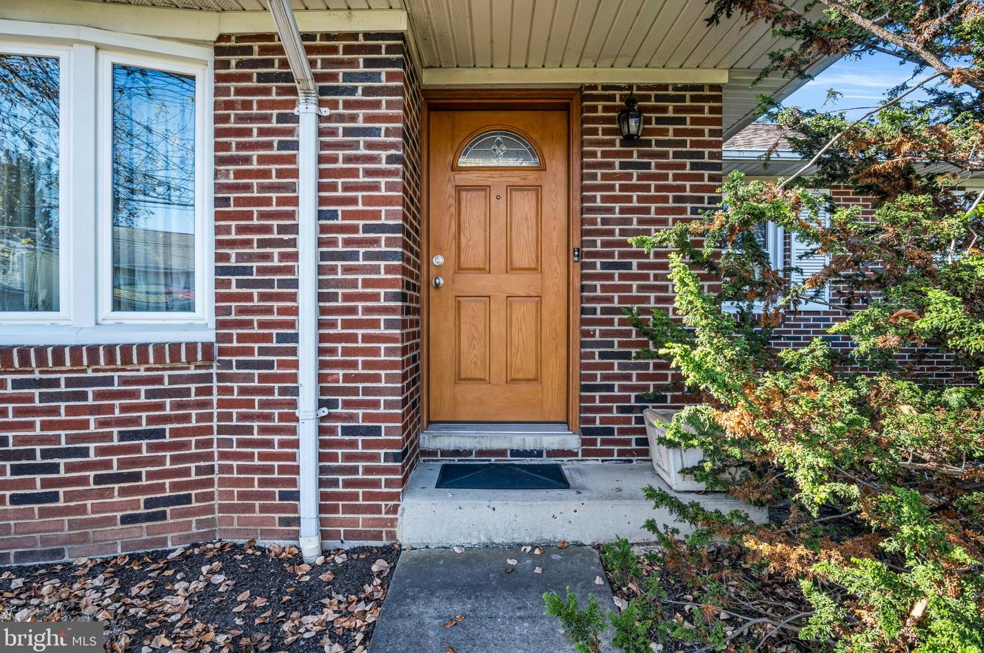 750 N Pitt St, Carlisle, PA 17013