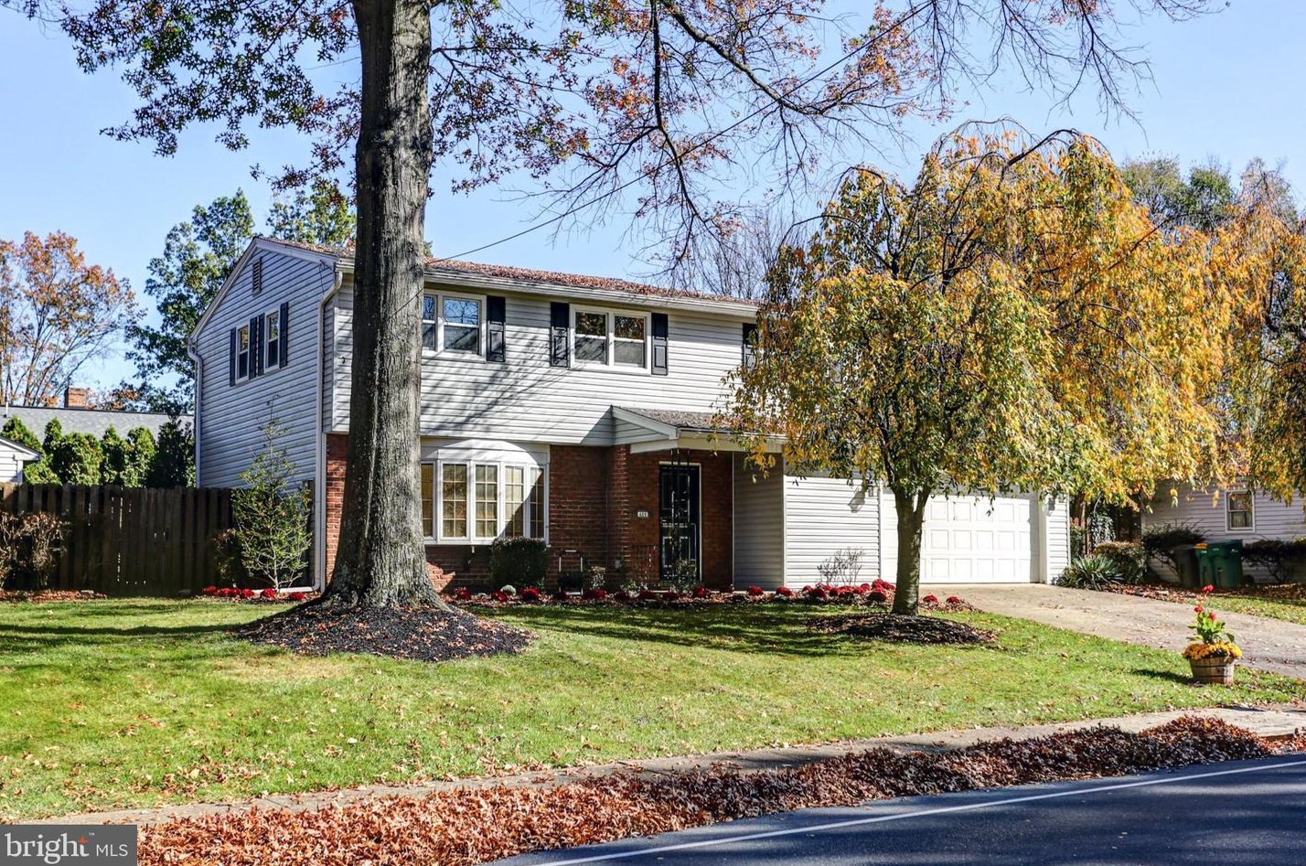 408 Orrs Bridge Rd, Camp Hill, PA 17011