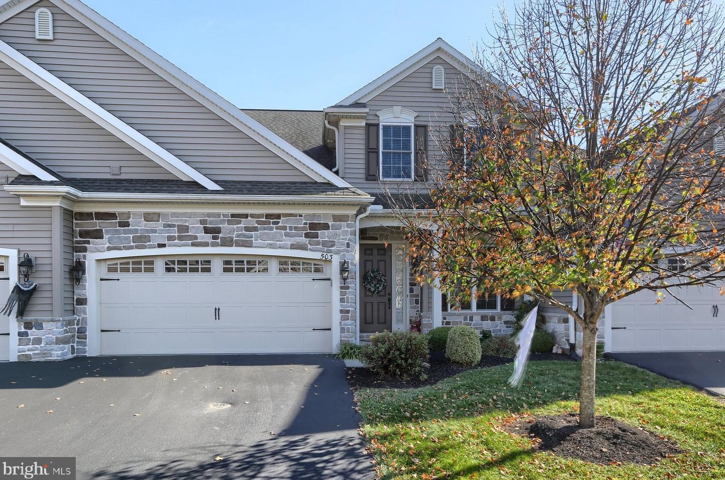 503 Lilly Ln, Navy Sup Dpt, PA 17050