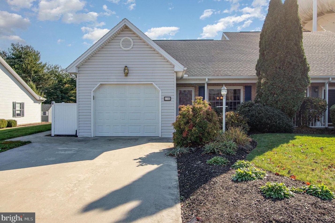 110 Imperial Ct, Carlisle, PA 17013