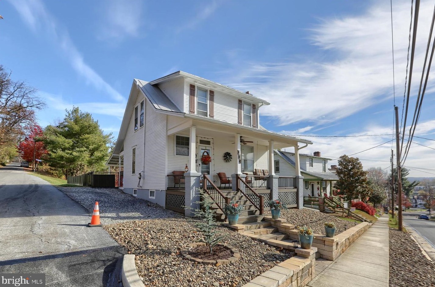 149 N 4th St, Lemoyne, PA 17043