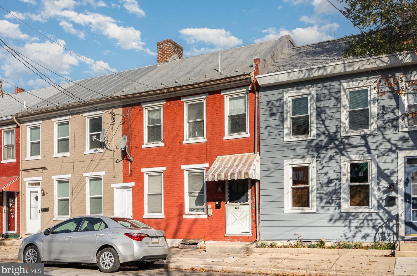 123 E North St, Carlisle, PA 17013