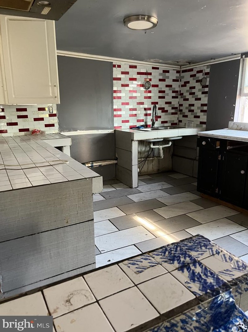 1409 2nd St, West Enola, PA 17025