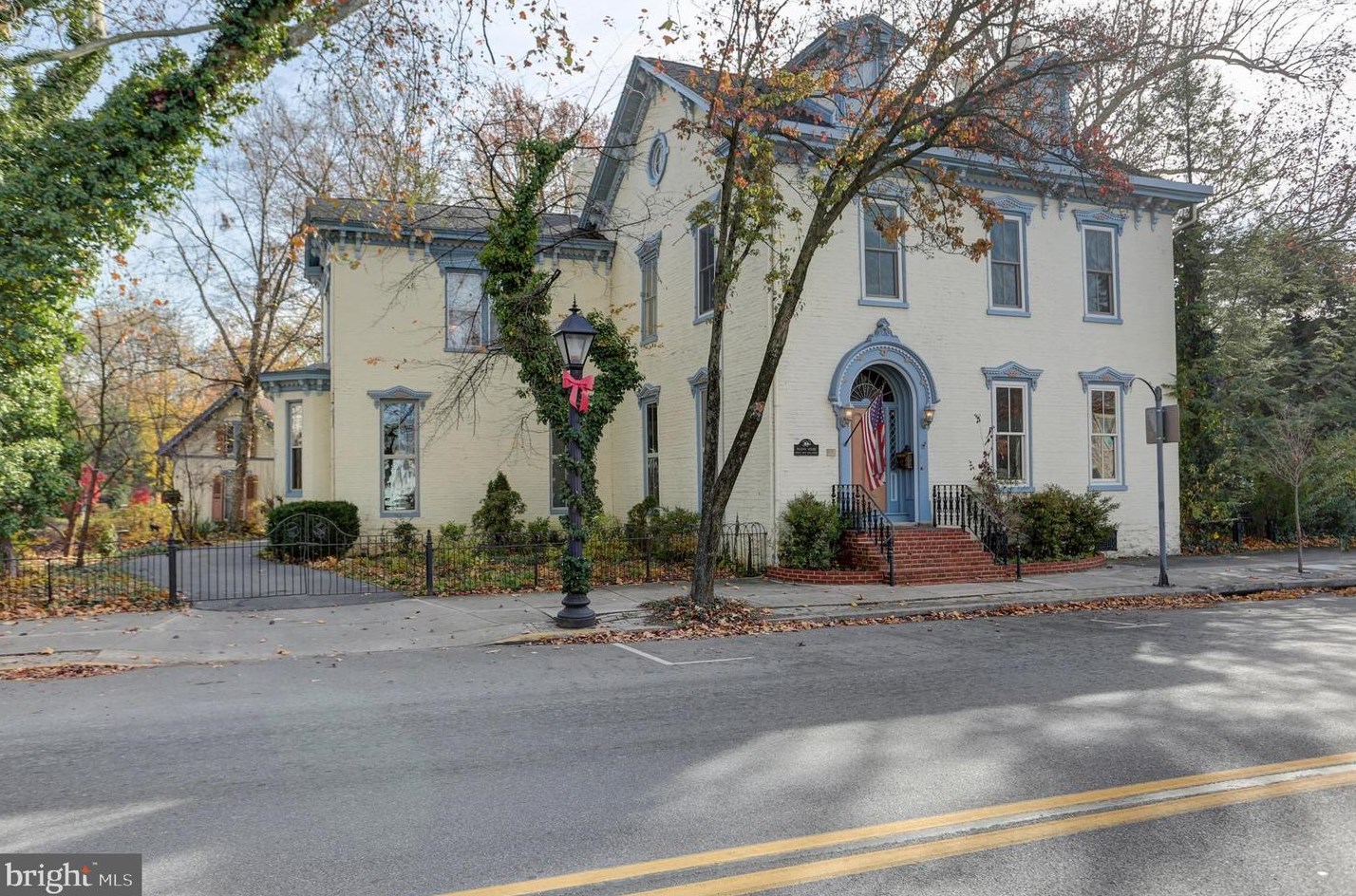 78 - 80 W King St, Lees Cross Roads, PA 17257