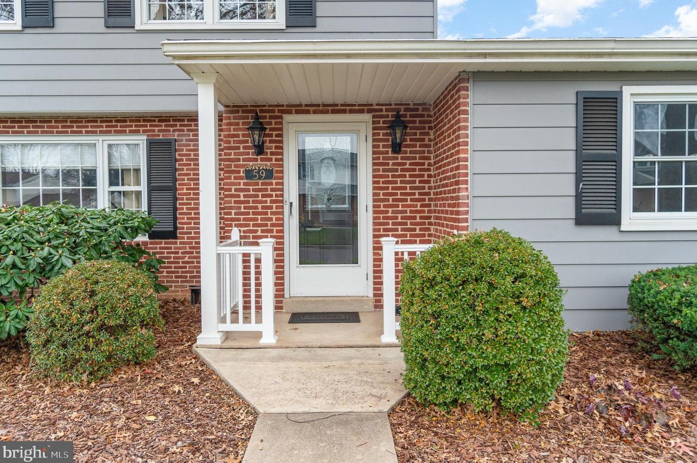 59 Old Pioneer Rd, Camp Hill, PA 17011-2050