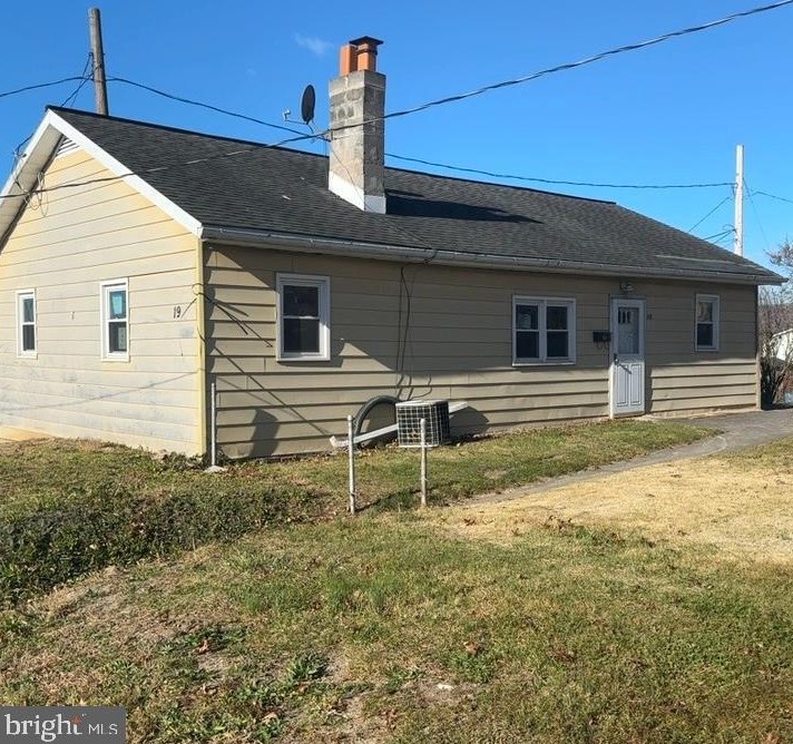 19 W Pine St, West Enola, PA 17025