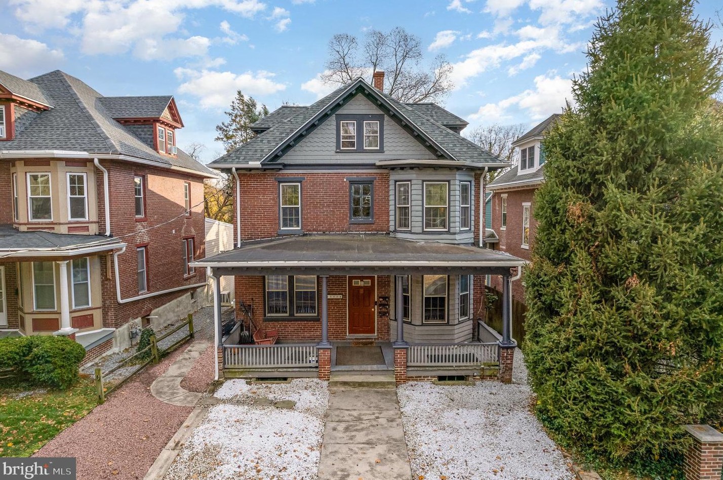 2609 Market St, Camp Hill, PA 17011-4635