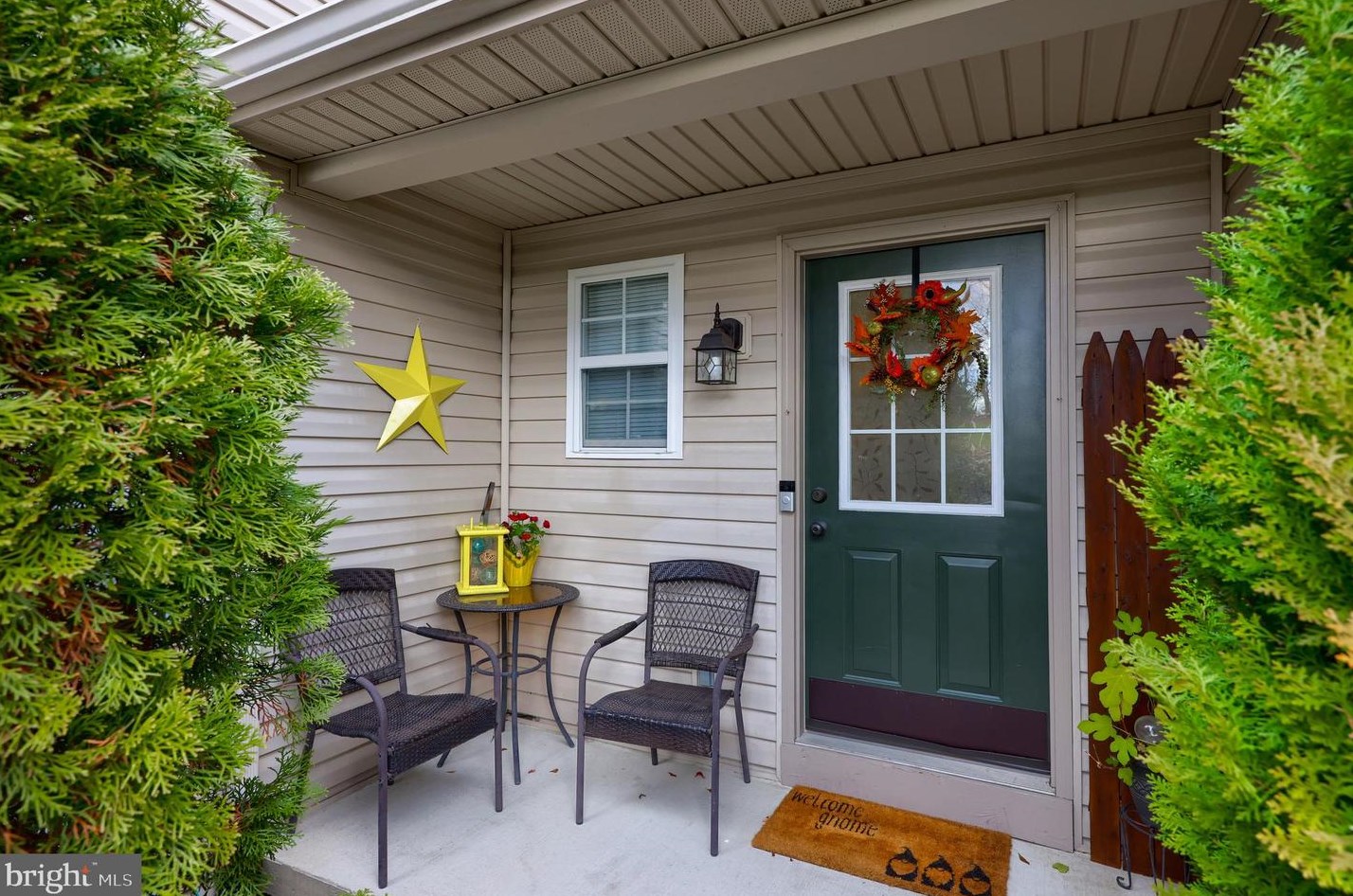 1114 Cross Creek Dr, Navy Sup Dpt, PA 17050