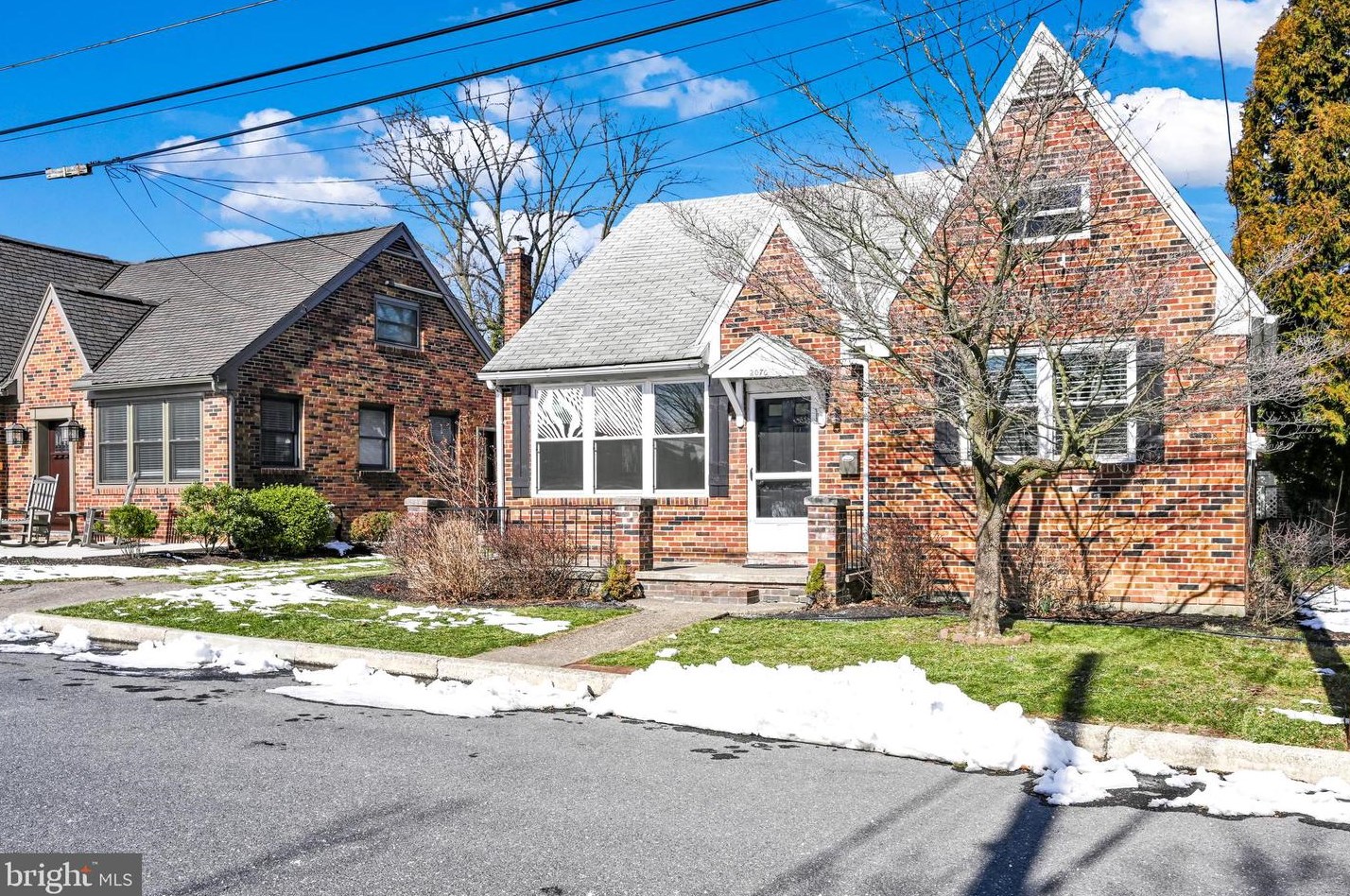 2070 Enfield St, Camp Hill, PA 17011