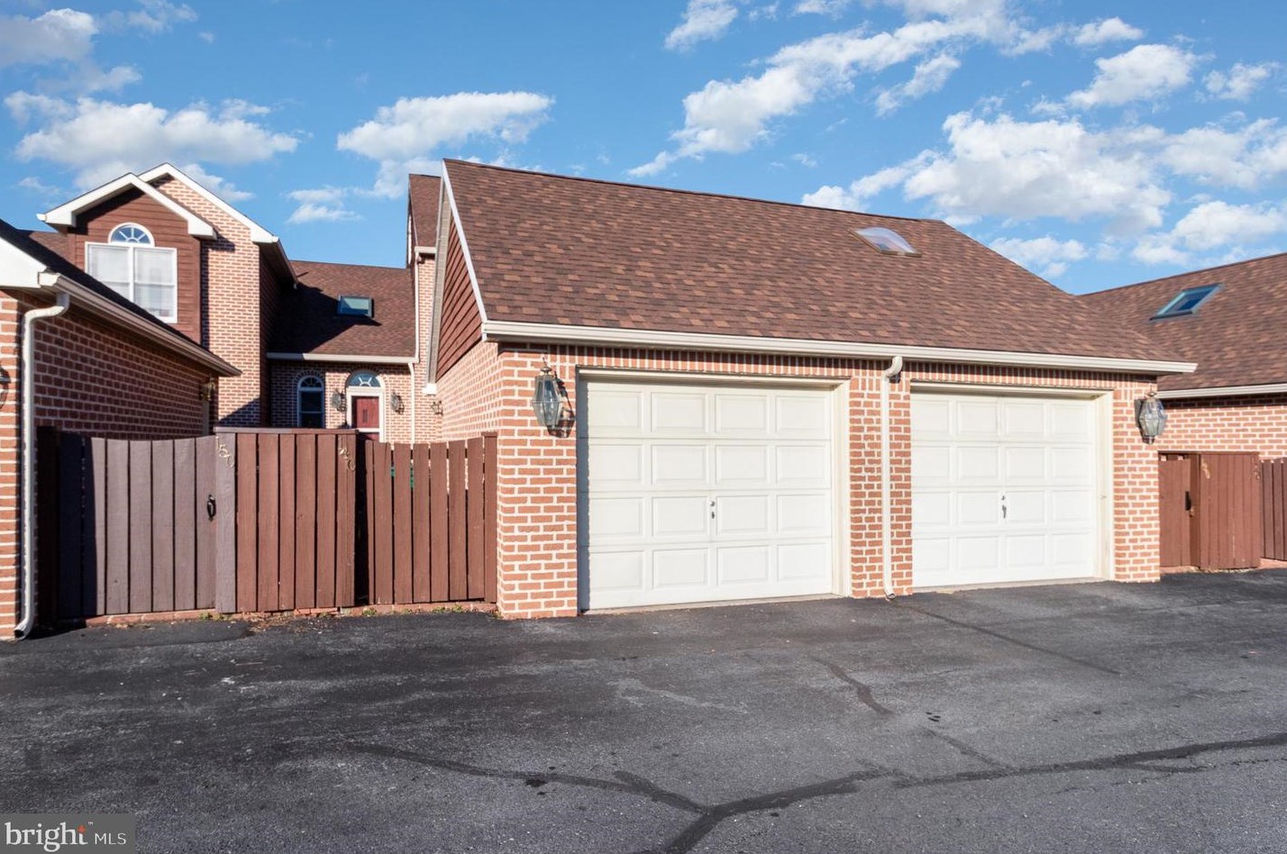 140 Peppercorn Square, West Enola, PA 17025