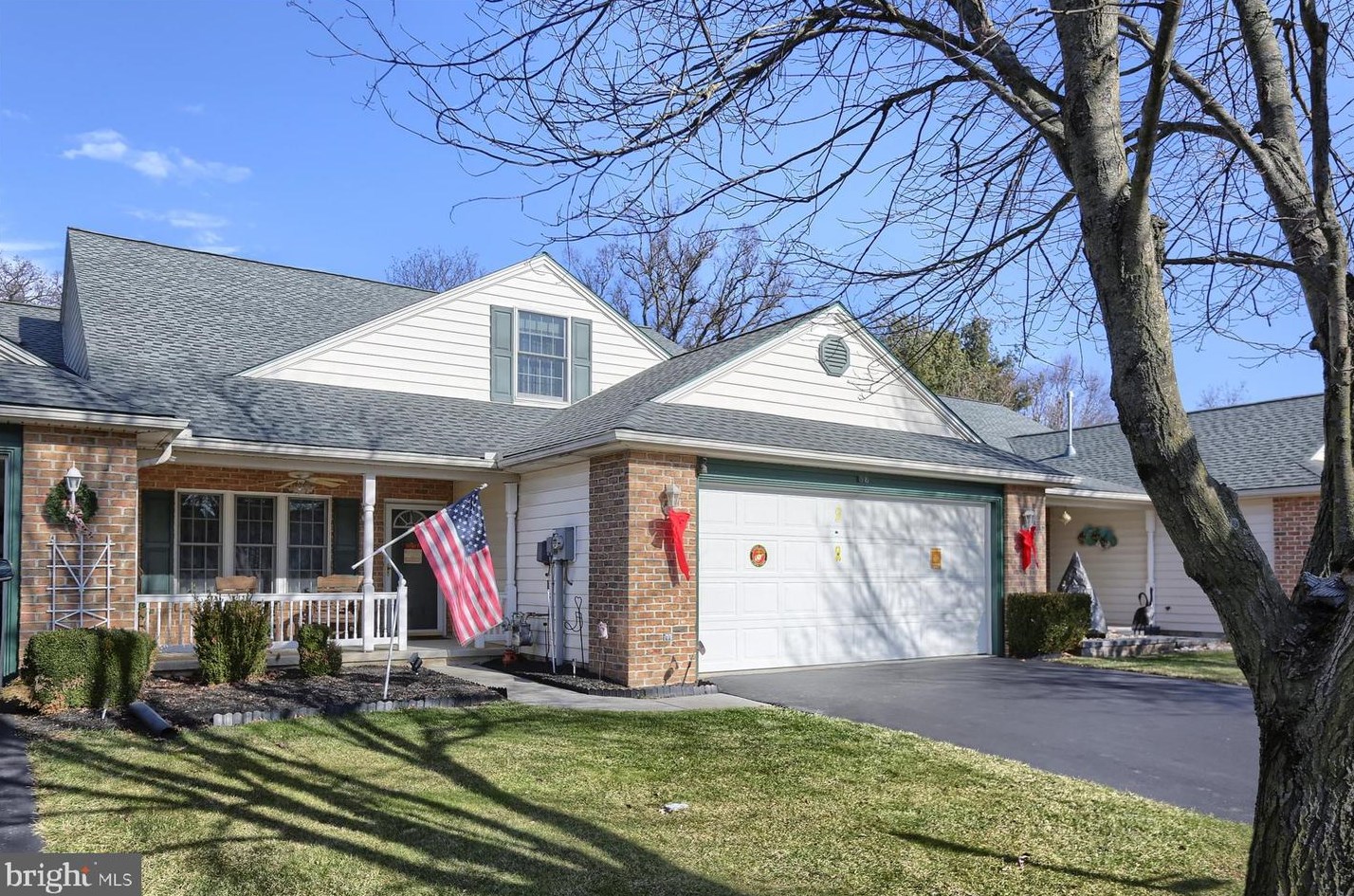 68 Greenfield Dr, Carlisle, PA 17015