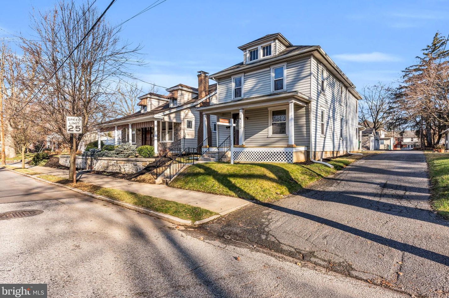 541 S Bedford St, Carlisle, PA 17013