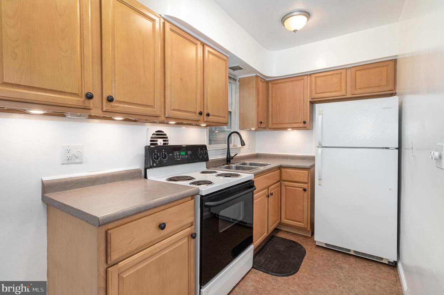 612 B St, West Enola, PA 17025