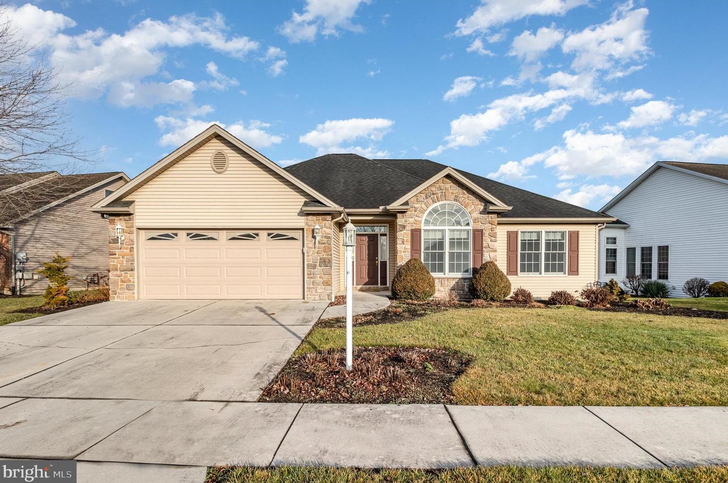2464 Cocklin Ct, Navy Sup Dpt, PA 17055
