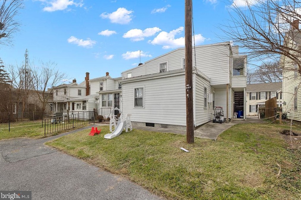 430 E King St, Lees Cross Roads, PA 17257