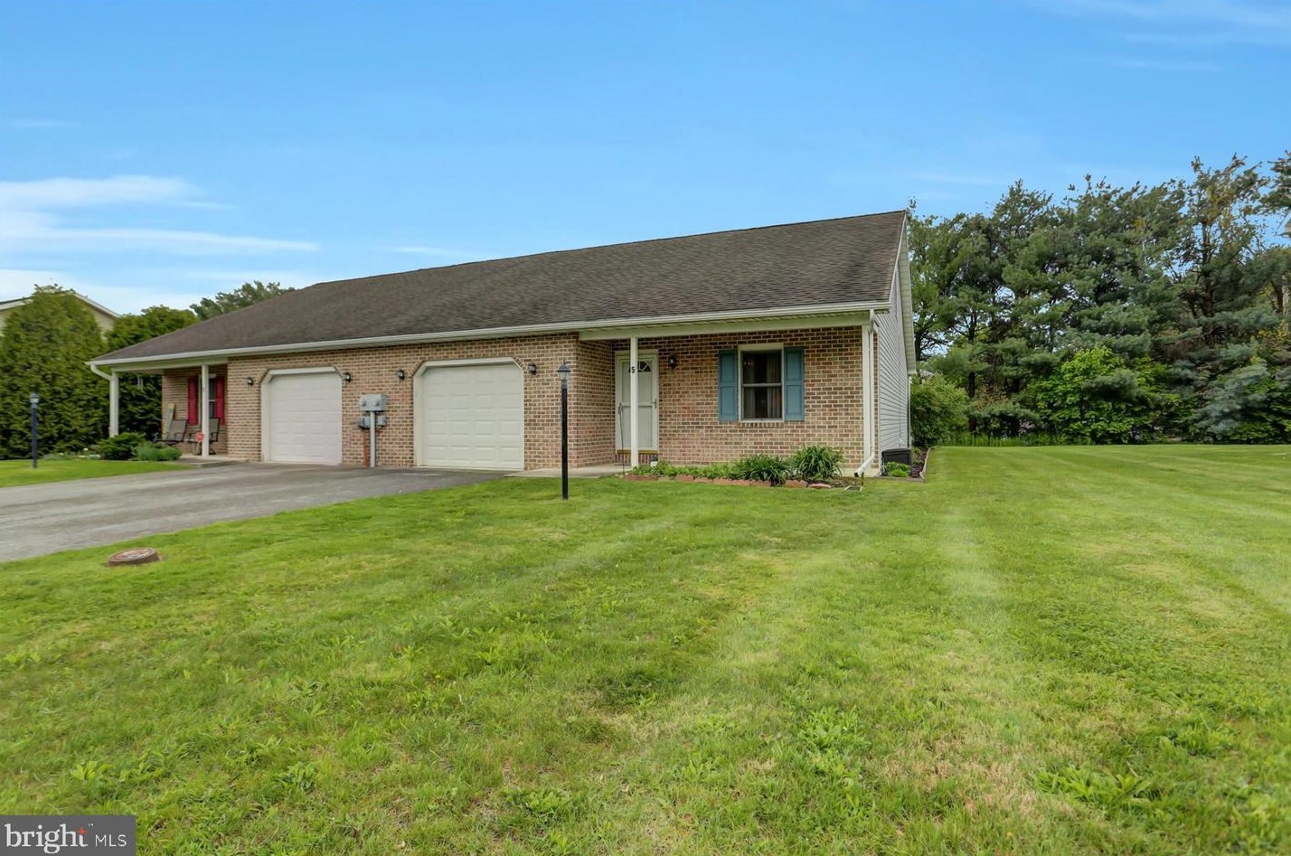5 Larch Dr, Lees Cross Roads, PA 17257