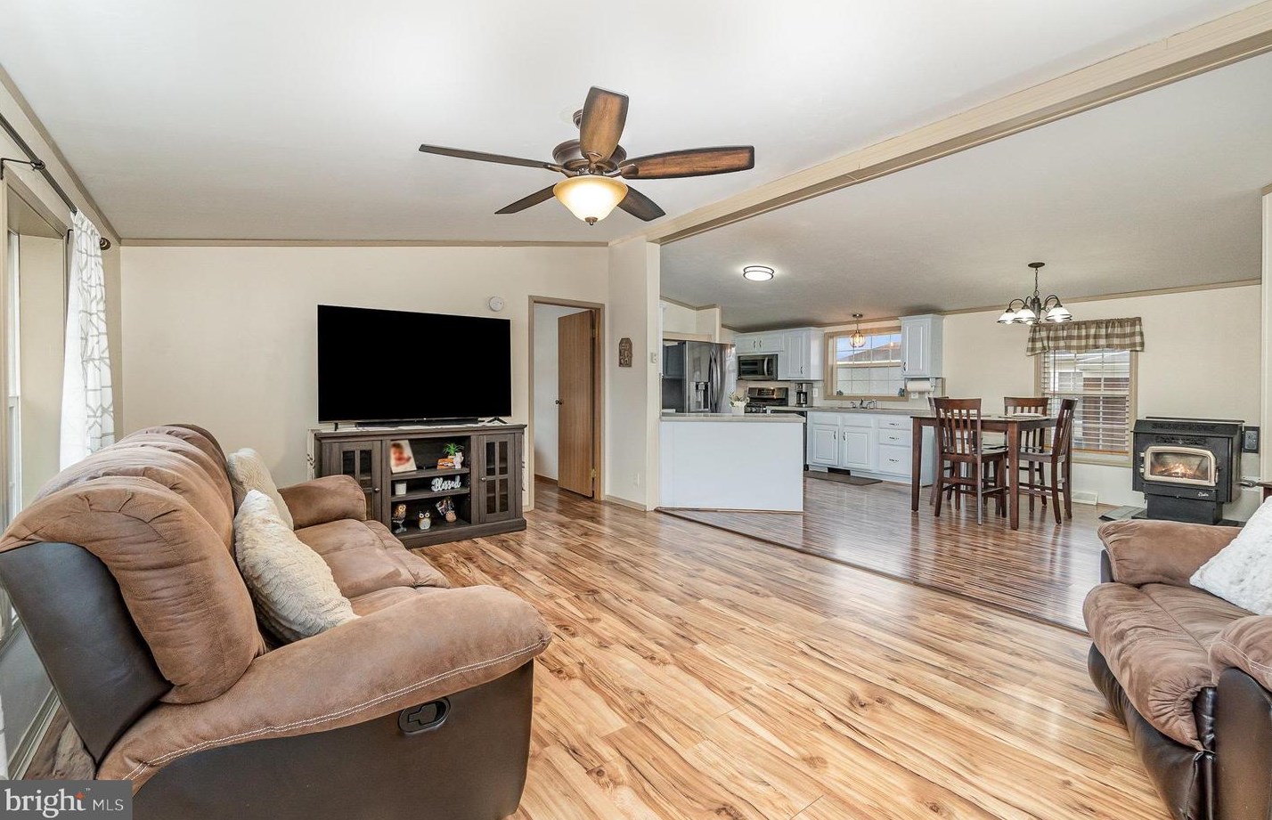 178 Country View Est, North Newton, PA 17241-8768