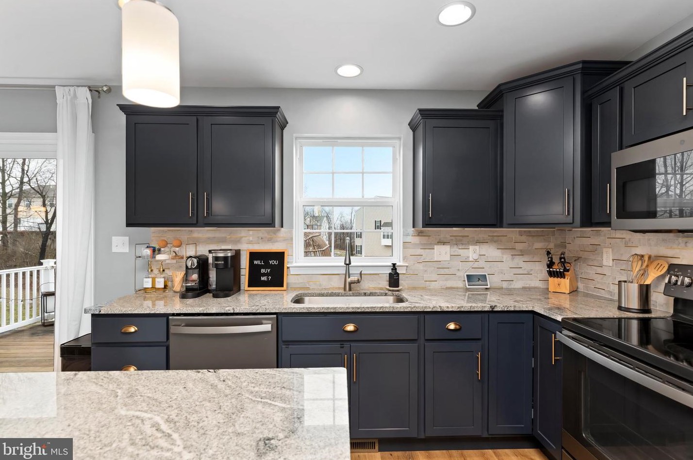 5160 Laurel Valley Ln, West Enola PA  17025-2282 exterior