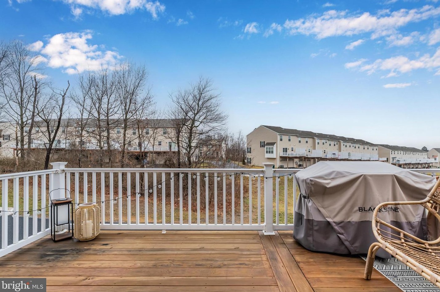 5160 Laurel Valley Ln, West Enola PA  17025-2282 exterior