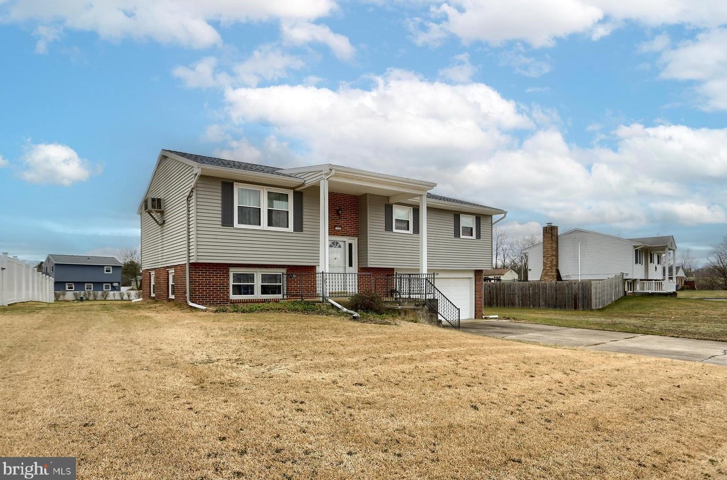 120 Pearl Dr, Carlisle, PA 17013