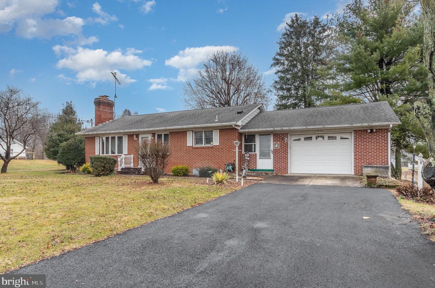 1436 Walnut Bottom Rd, Carlisle, PA 17015