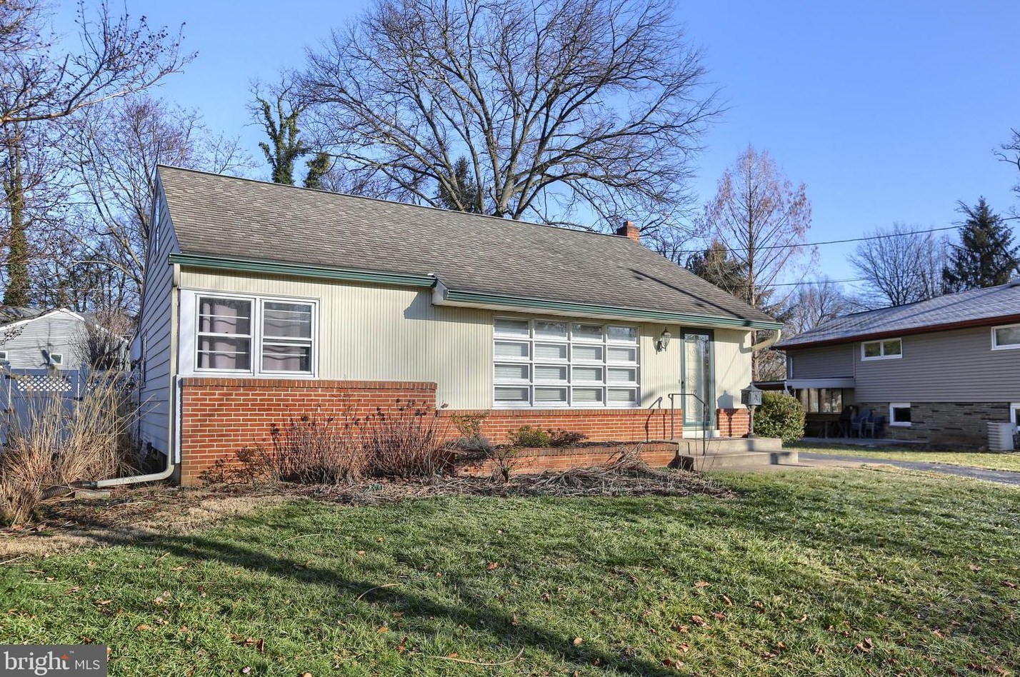 119 Clark St, Lemoyne, PA 17043