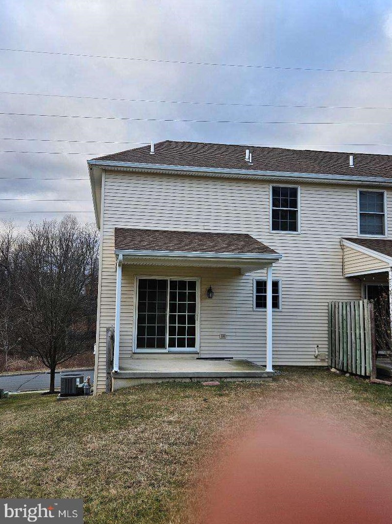82 Keefer Way, Navy Sup Dpt, PA 17055