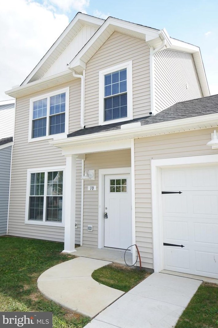 30 Parkview Dr #15, Carlisle, PA 17013