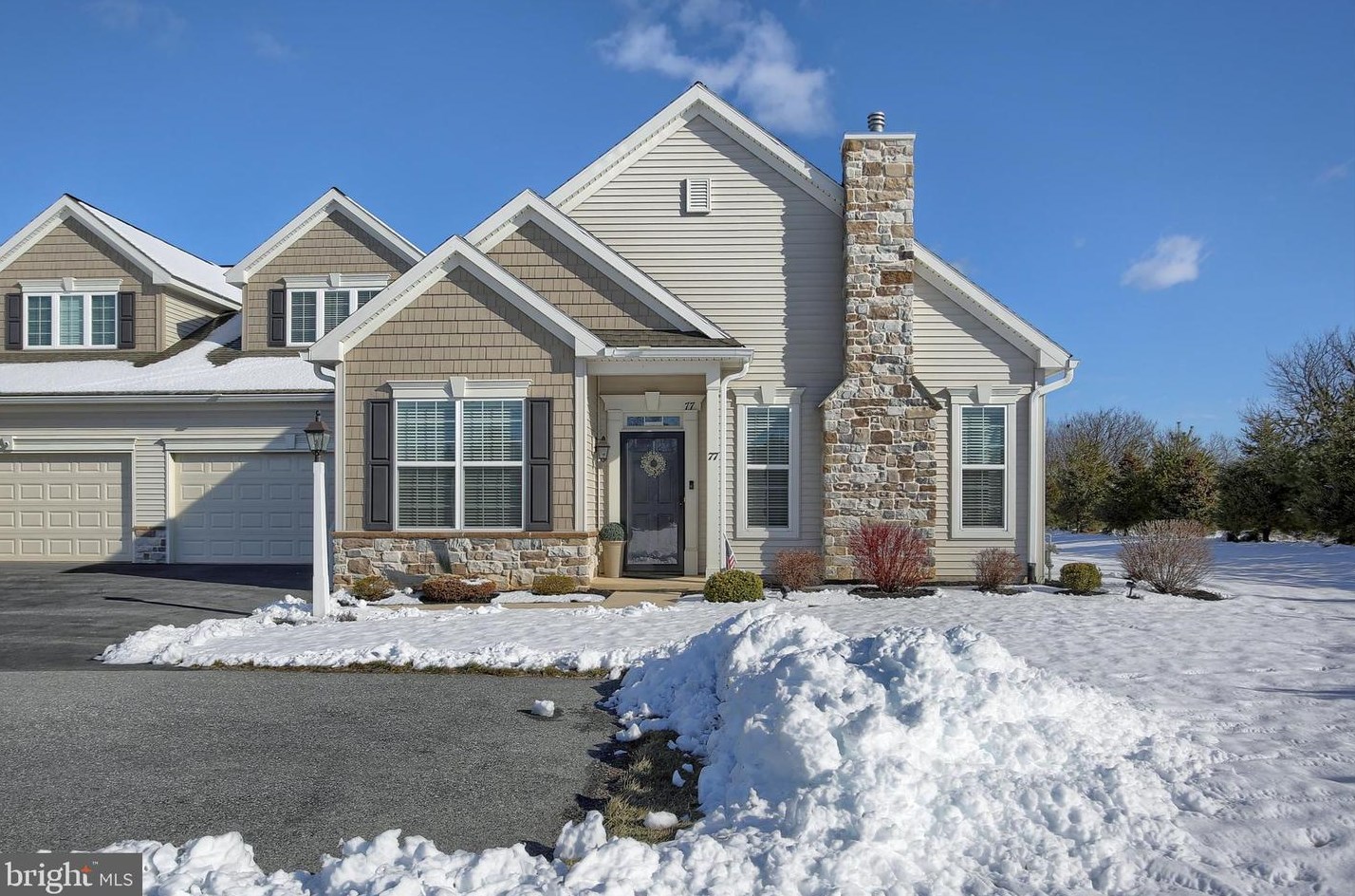 77 Kerry Ct, Navy Sup Dpt, PA 17050