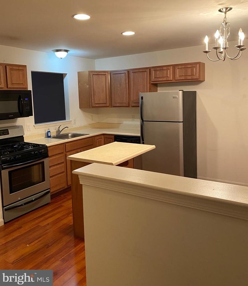 61 Queen Ave, West Enola, PA 17025