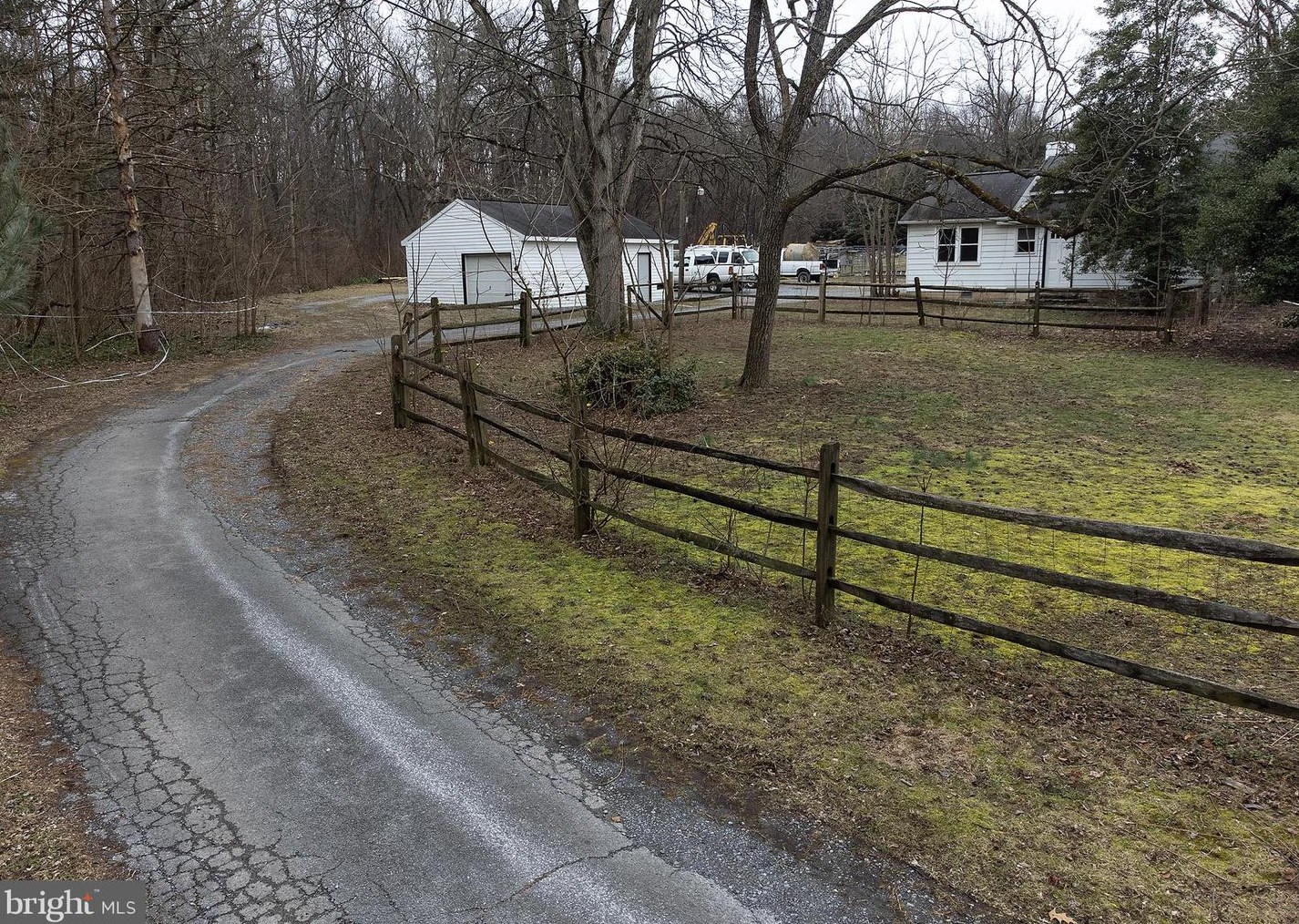 28 Cold Springs Rd, Carlisle, PA 17015-9113