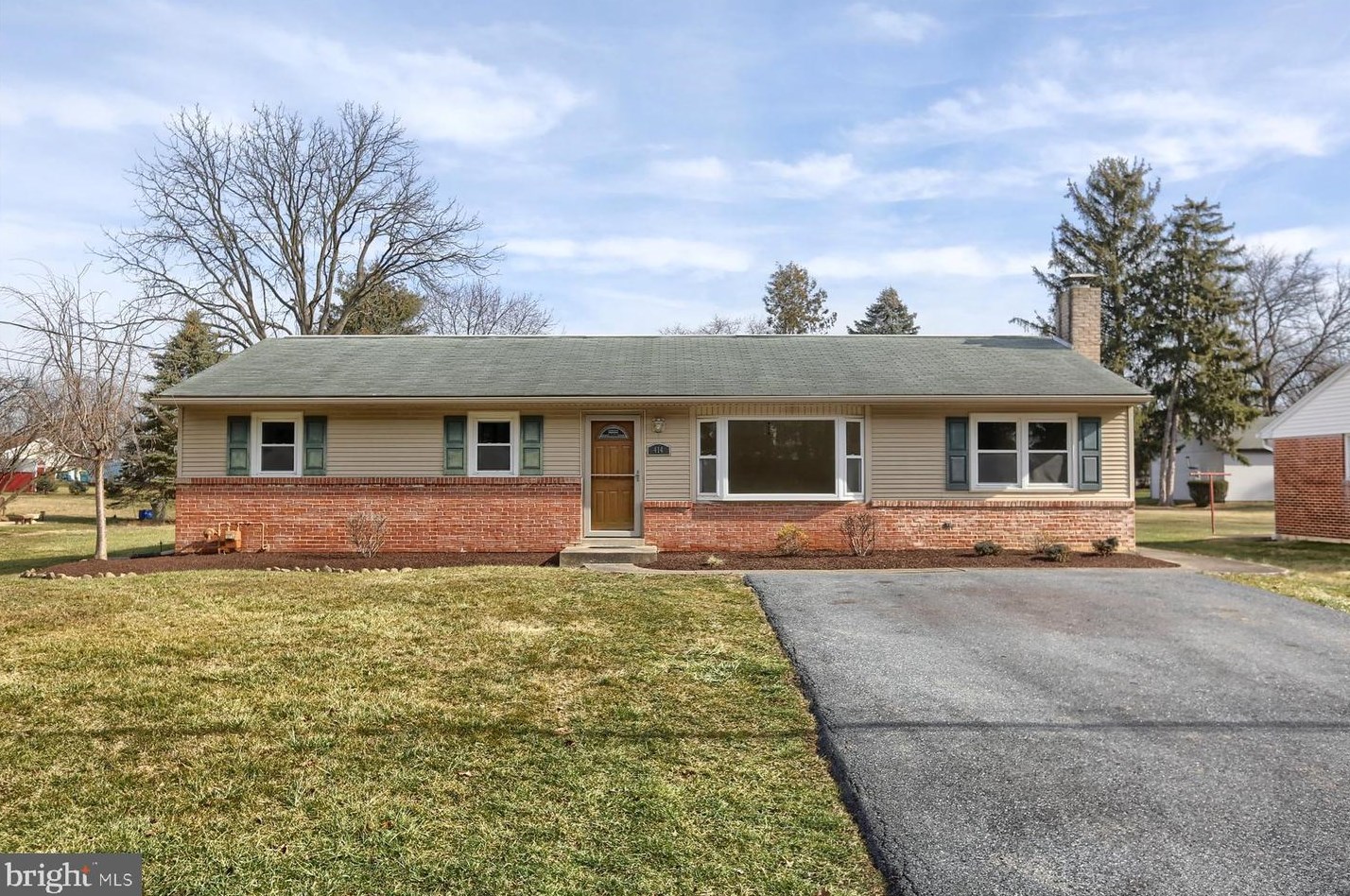 414 Linden St, Navy Sup Dpt, PA 17050