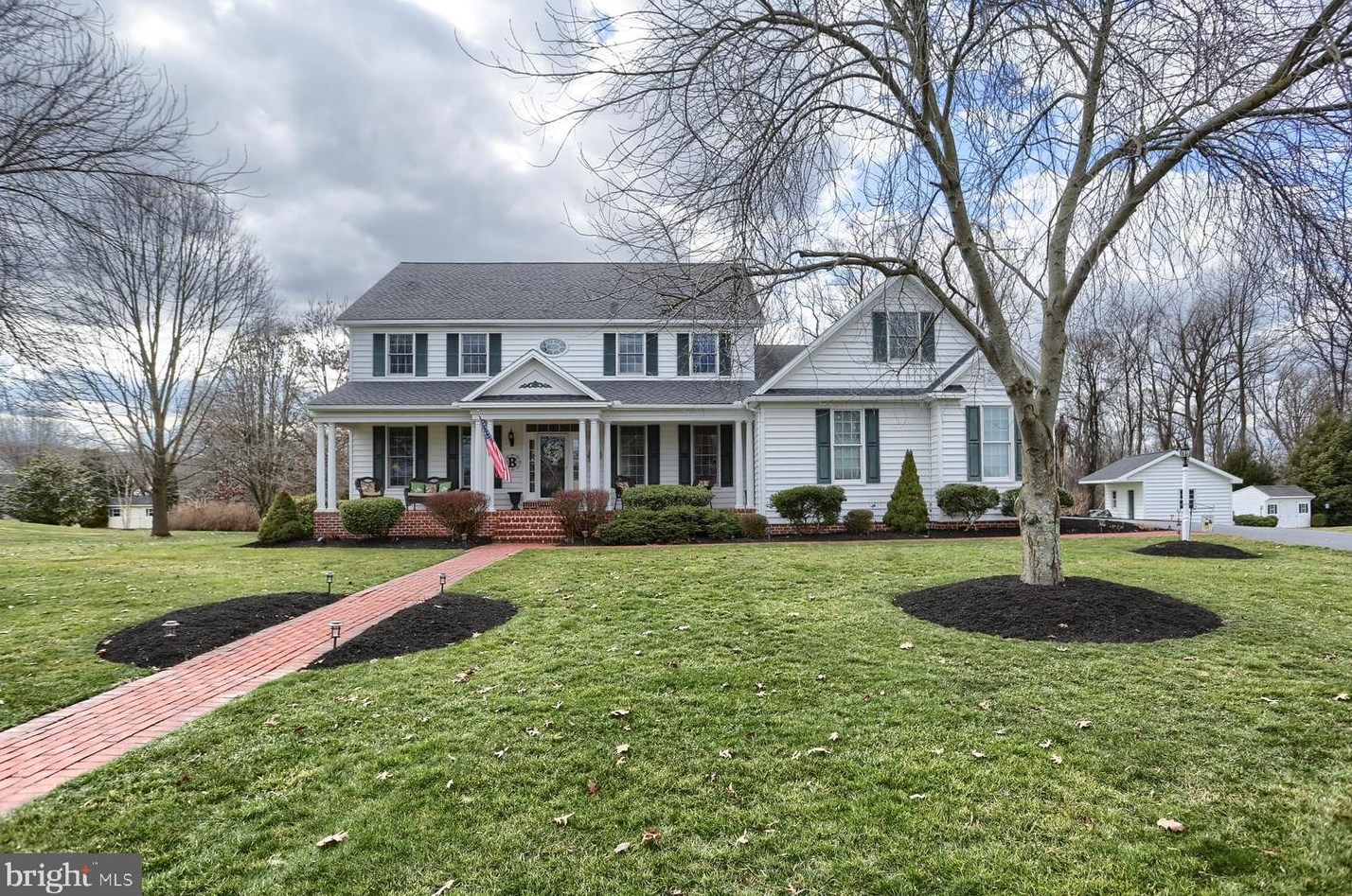 15 Mccoy Ln, Carlisle, PA 17015-7507