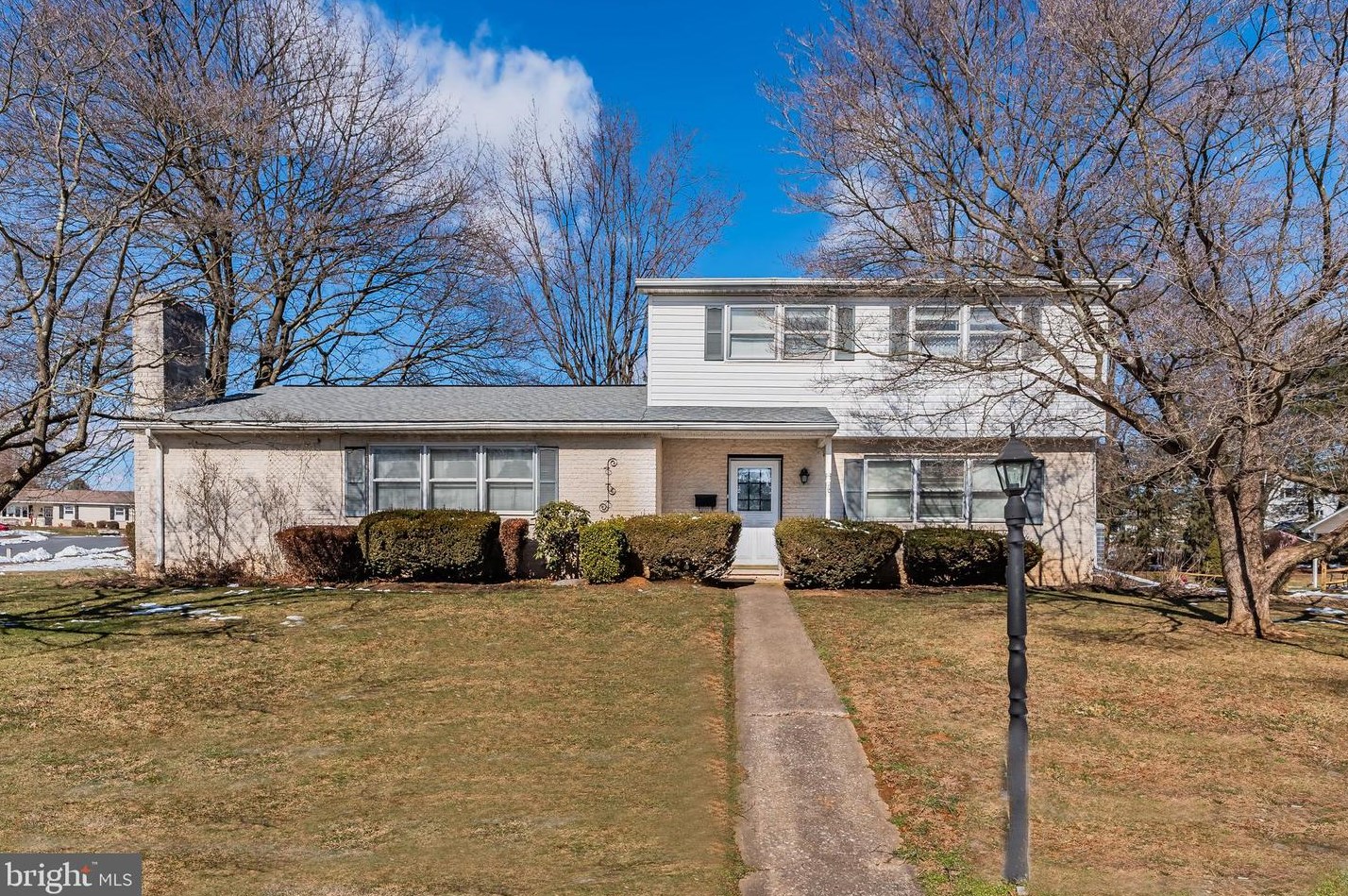 703 Hamilton Cir, Navy Sup Dpt, PA 17055-4027