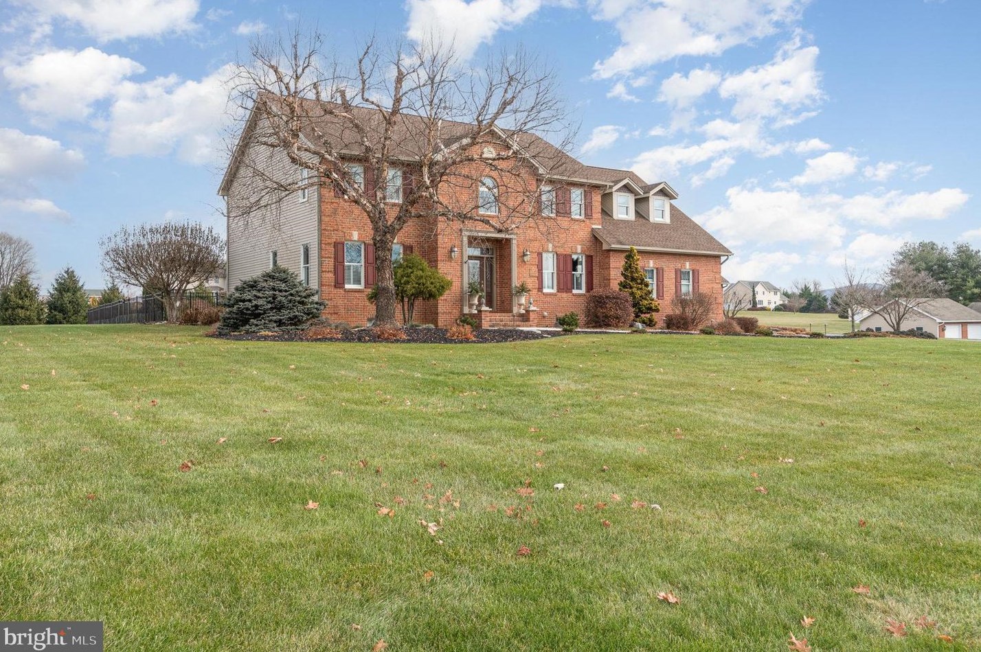 12 Thrush Dr, Carlisle, PA 17015-7650